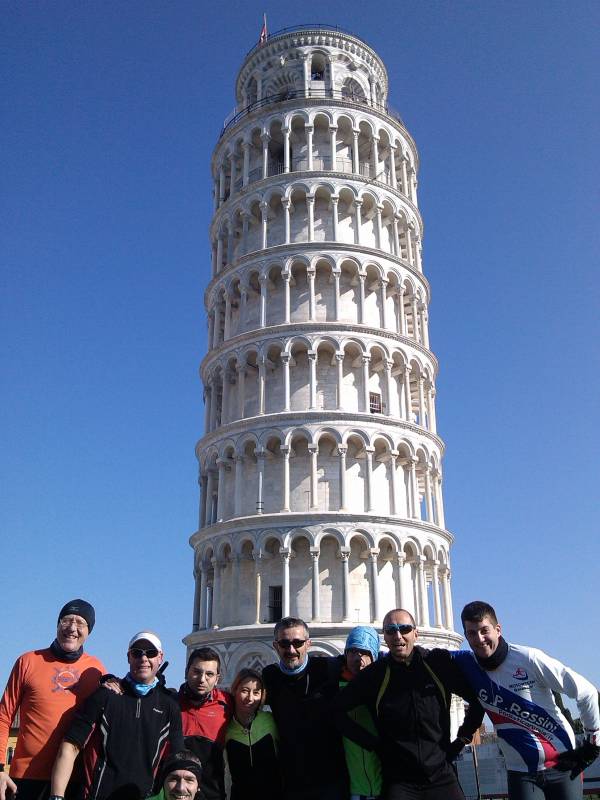 Foto scattata dal figlio di CinKulai già noto per essere entrato in altre foto dei runners